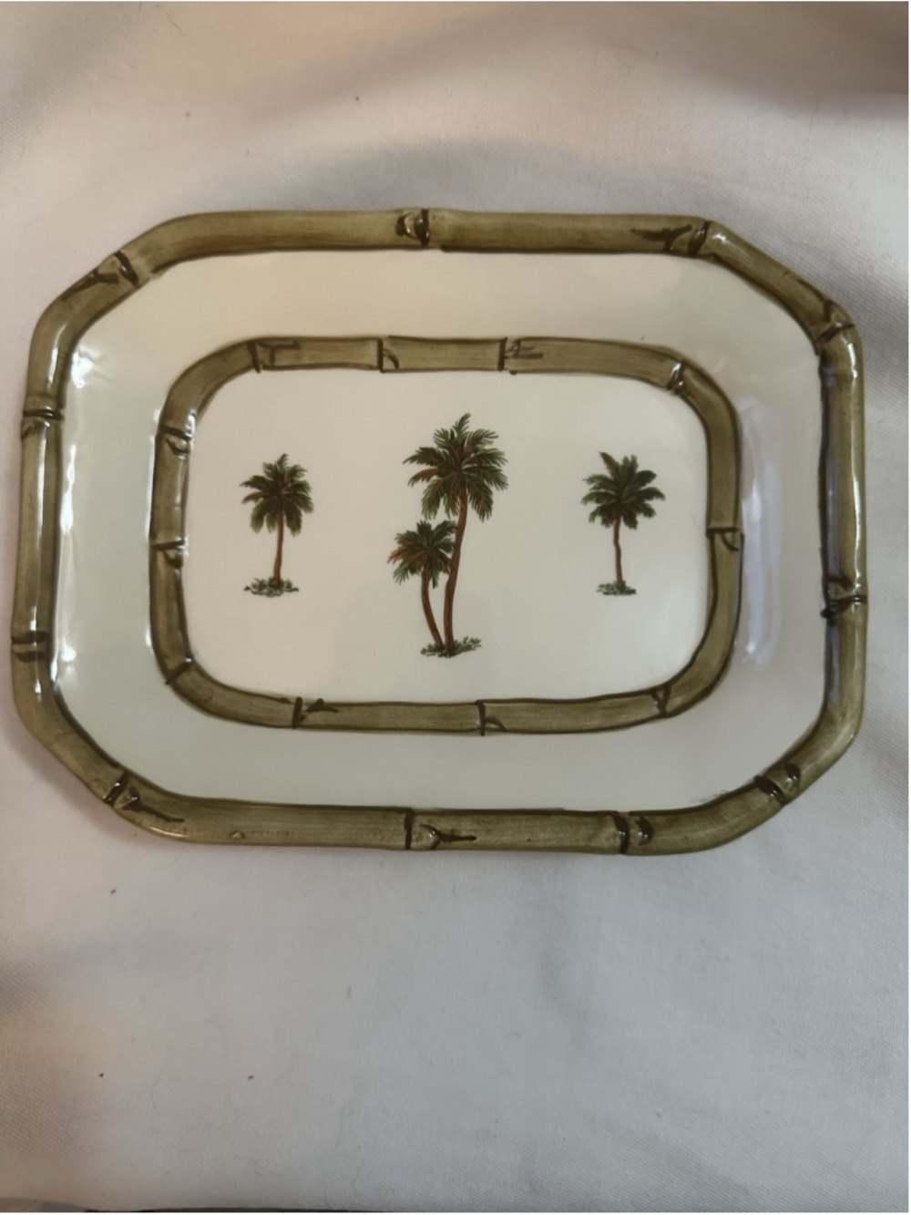 Wamsutta Palms Ceramic Ivory Octagon Soap Dish